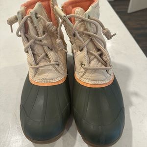 Sperry rain boots